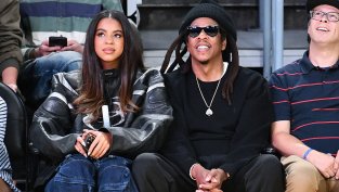 13-годишната дъщеря на Бионсе – Блу Айви – е нейно копие