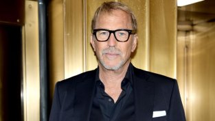 Меланхолия – разведеният Кевин Костнър разкри мъката си от наближаващия празничен сезон 