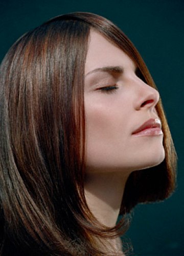 Тъмната коса е страст, казват французите. Снимка: СВ