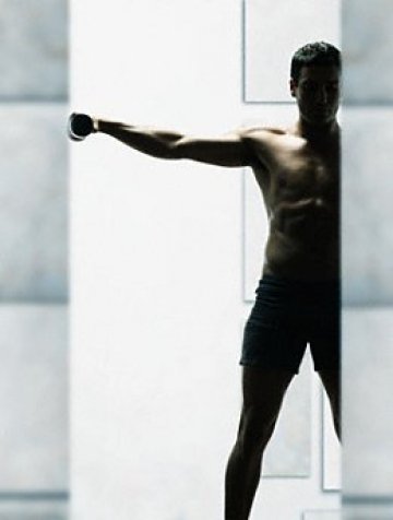 Редовният спорт е важен, но избирайте внимателно часовият пояс за него. Снимки: AMY