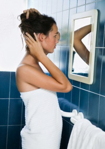 Помислете си добре каква точно прическа искате, за да не се оплаквате после. Снимка: СВ