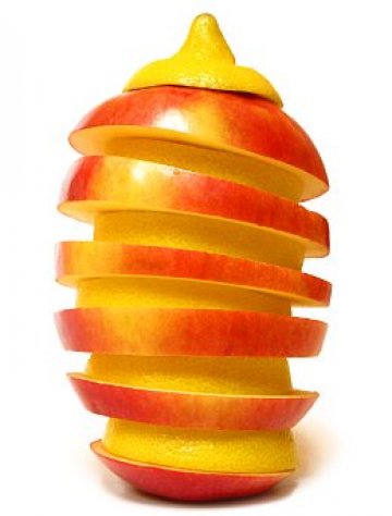 Плодовете са част от здравословния начин на живот, който ви гарантира по-малко сърдечно-съдови проблеми Снимка: AMY