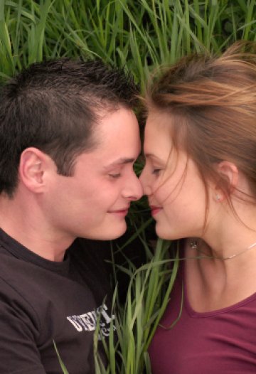 Тъпо е заради едни чорапи или два крема да проваляте връзка. Снимка: SXC