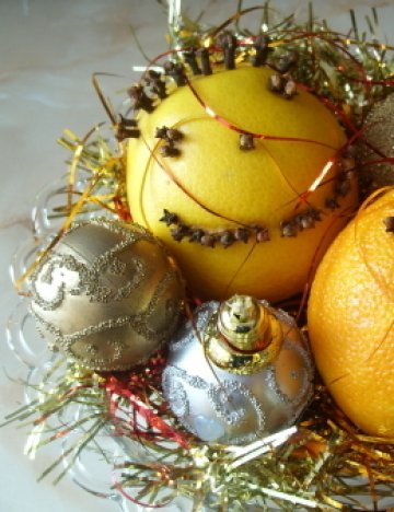 Портокал и карамфили. Съвсем лесно е. Снимки: Юлиана Димова