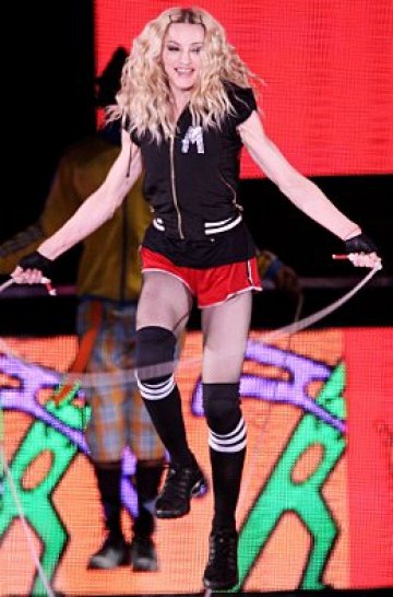 Като знаем колко амбициозна е Мадона, сигурни сме, че скоро ще изглежда подмладена. Снимки: GettyImages/Guliver