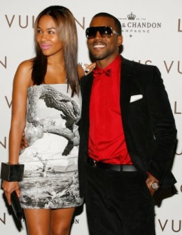 Канйе е много щатлив. В червено. Снимка: Gettyimages/ Guliver