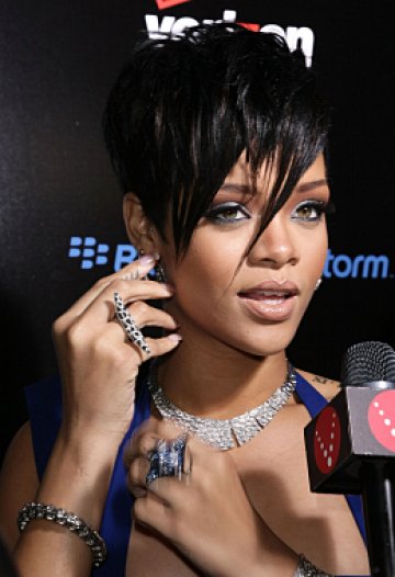 Риана е със синини и отмени концерти и партито за рождения си ден. Снимка: Gettyimages/ Guliver