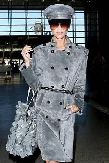 Този милитъри стил в сиво вдъхнови Пийт Дохърти... Снимка: AMY