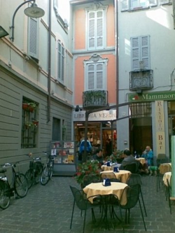 Време за капучино... Снимки: Tialoto.bg