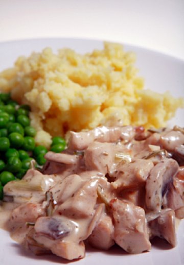 За разкош можете да добавите и малко задушени гъби. Сникма: Dreamstime