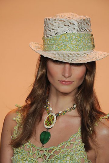 Сламените шапки са ни едни от летните любимки. Снимки: style