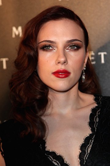 Скарлет като Франкенщайн. Страшно си е, няма спор. Снимка: Gettyiamges/ Guliver