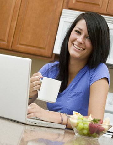 Споделяй и ще отслабнеш по-лесно. Снимка: Dreamstime