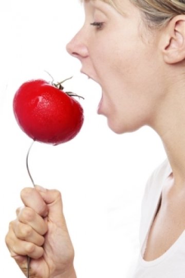 Тез червени домати - полезни и вкусни Снимка: Dreamstime