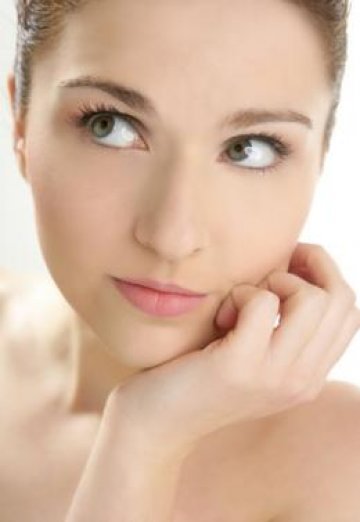 Няма как да изглеждате така без коректор, наистина. Снимка: Dreamstime