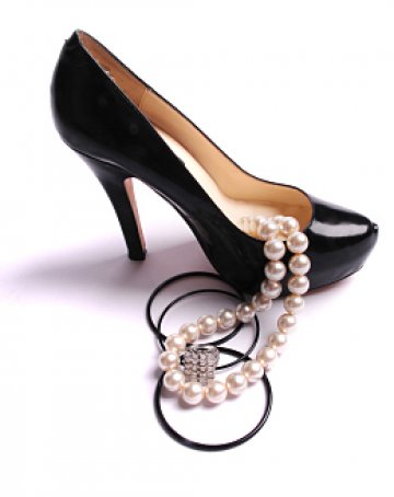 Плаваща походка и перли. Класика. Снимка: SXC