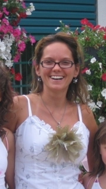 Ади умее да е лъчезарна. Снимка: Личен Архив