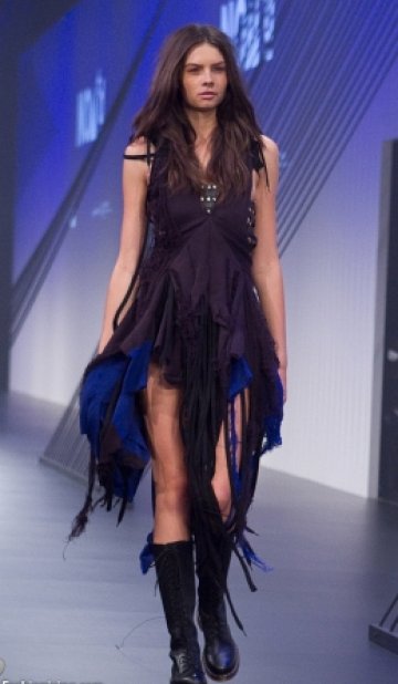 Пласт върху пласт в комбинация с кубинки. Снимка: Fashion