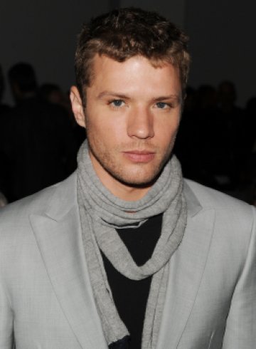 Райън изглежда сериозен, но харесва да го разсмиват. Снимка: Gettyimages/Guliver