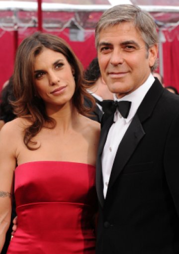 И едни кученца тичкат между тях. Снимка: Gettyimages/Guliver