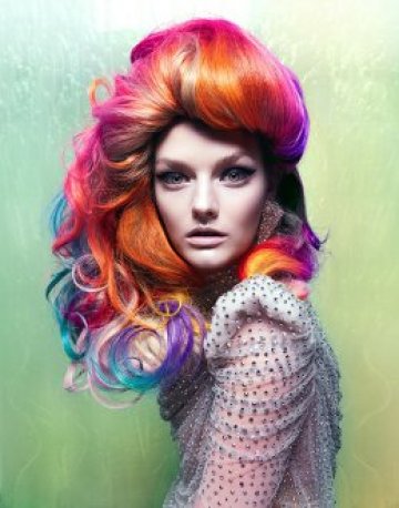 Цветовете на дъгата в косите. Снимки: Fashion