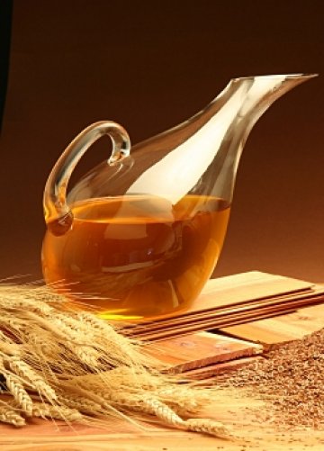 Лененото масло е богато на Омега-3 мастни киселини. Снимка: Barlean's