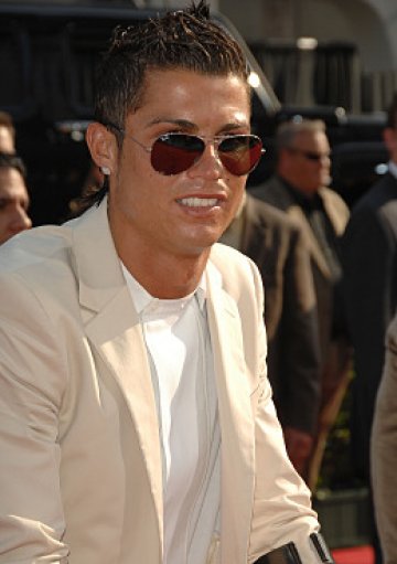 Футболист или светска личност? Снимка: Gettyimages/Guliver