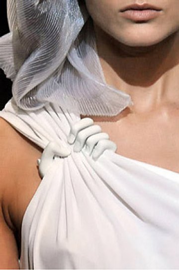 Ръцете... Снимки: AMY