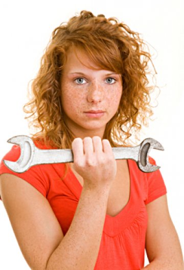 На някои им се иска да си отвият луничките с гаечен ключ. По-добре глухарчета. Снимка: Dreamstime