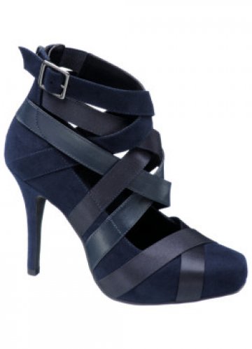 Снимки: Deichmann