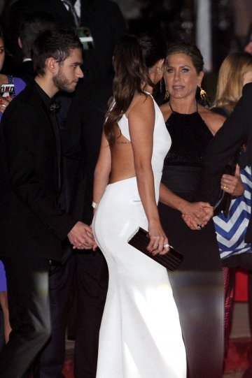 Снимка; Splash News