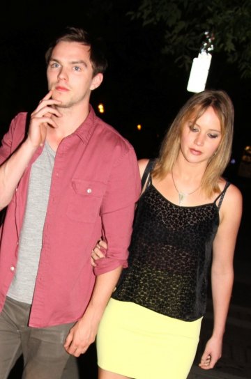 Никълъс и Дженифър; Снимка: Spalsh News