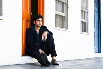 Снимка: Essential Homme