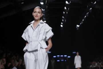 Issey Miyake SS 2014 Снимка: Reuters