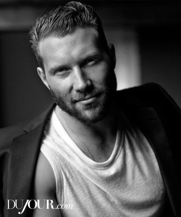 Снимка; dujour.com