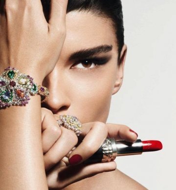 Tialoto.bg със 100 000 фенове във Фейсбук!