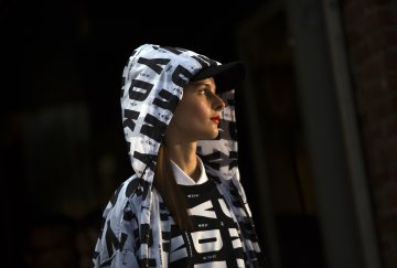 DKNY Summer 2014 Снимка: Reuters