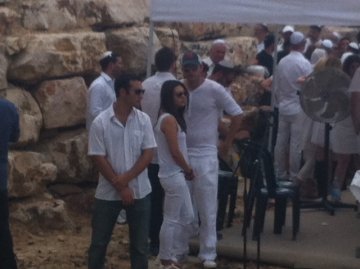 Мила и Аштън; Снимка: Splash News