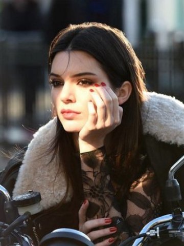 Кендъл Дженър, Снимка: Estee Lauder