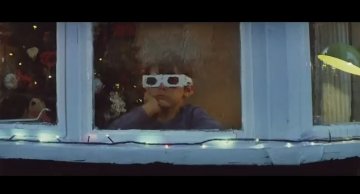 Кадър от рекламния клип