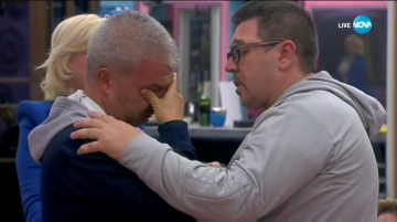 Антон и шеф Петров се сдобриха. Снимка: VIP Brother