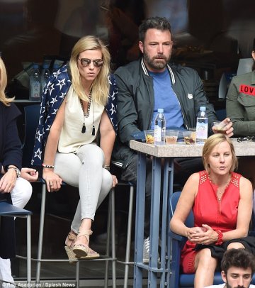 Снимка: Splash