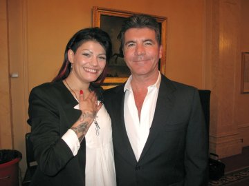 Жана Бергендорф и Саймън Кауъл.