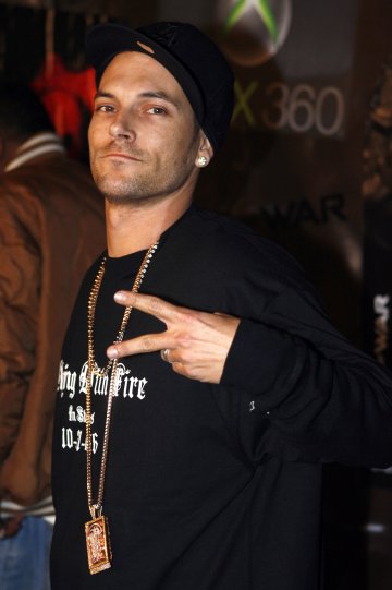 Снимки: Reuters