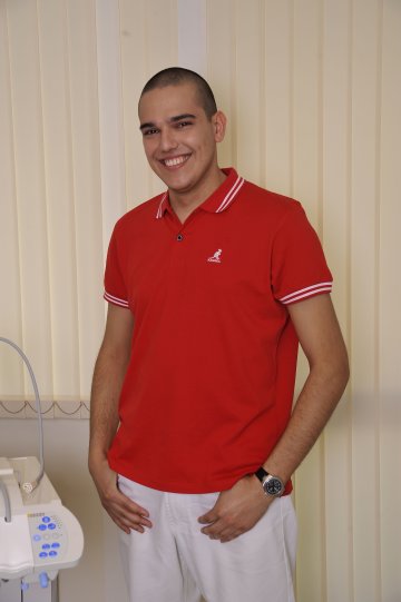 Д-р Софиен Риахи, Снимка: Medical Dent