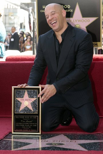 Вин Дизел със своята звезда N 2504. Снимка: Reuters