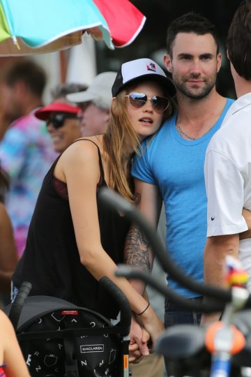 Влюбените Адам и Бехати; Снимка: Splash News