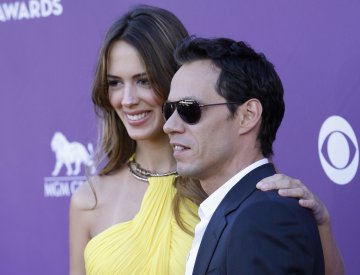 Марк Антъни с новата му любима - Шанън Де Лима; Снимка: Reuters