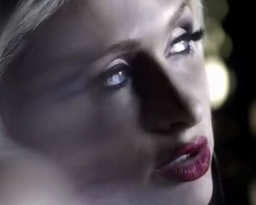 Снимка: видео Drunk Text 