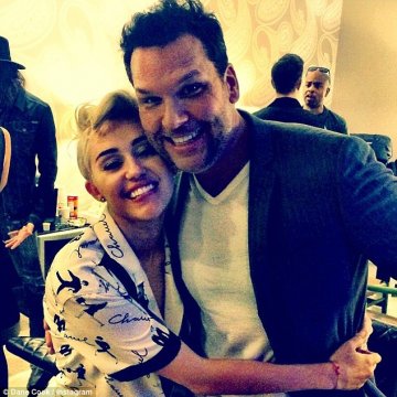 Майли и Дейв; Снимка: Instagram